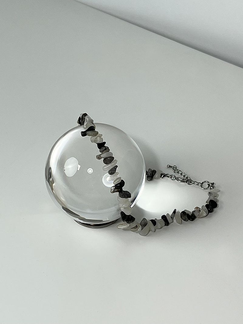 E.O stone necklace
