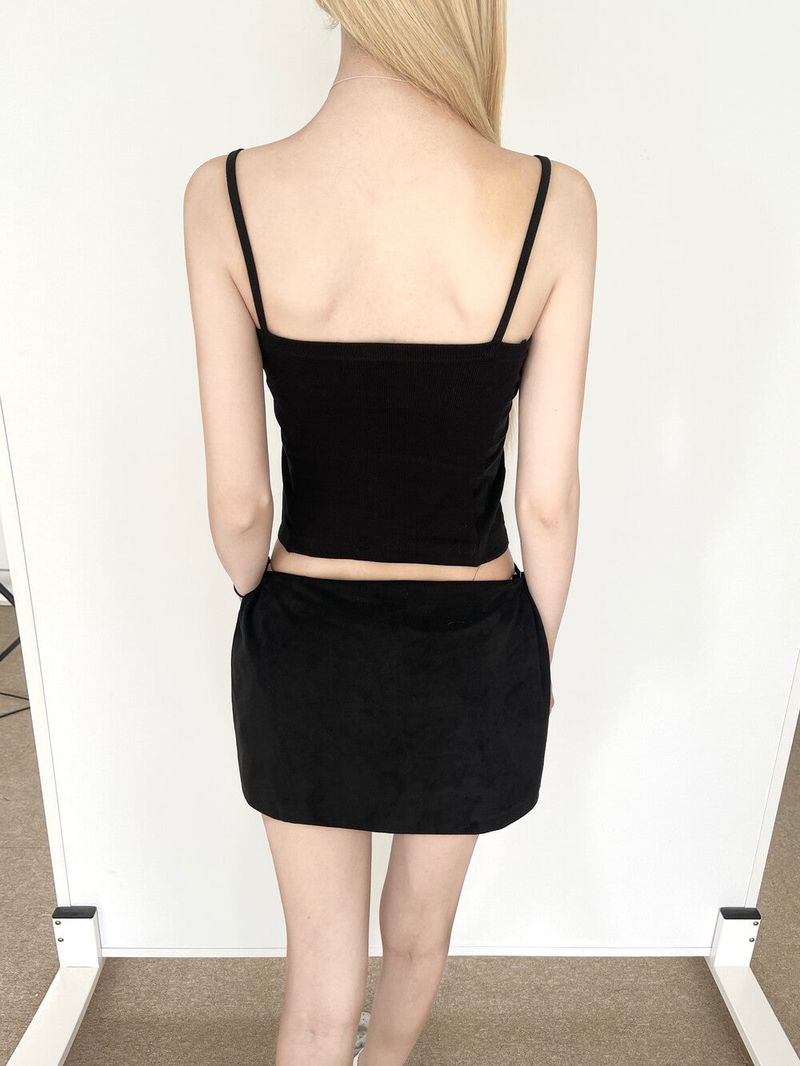 1360. Stud suede sleeveless (2color)