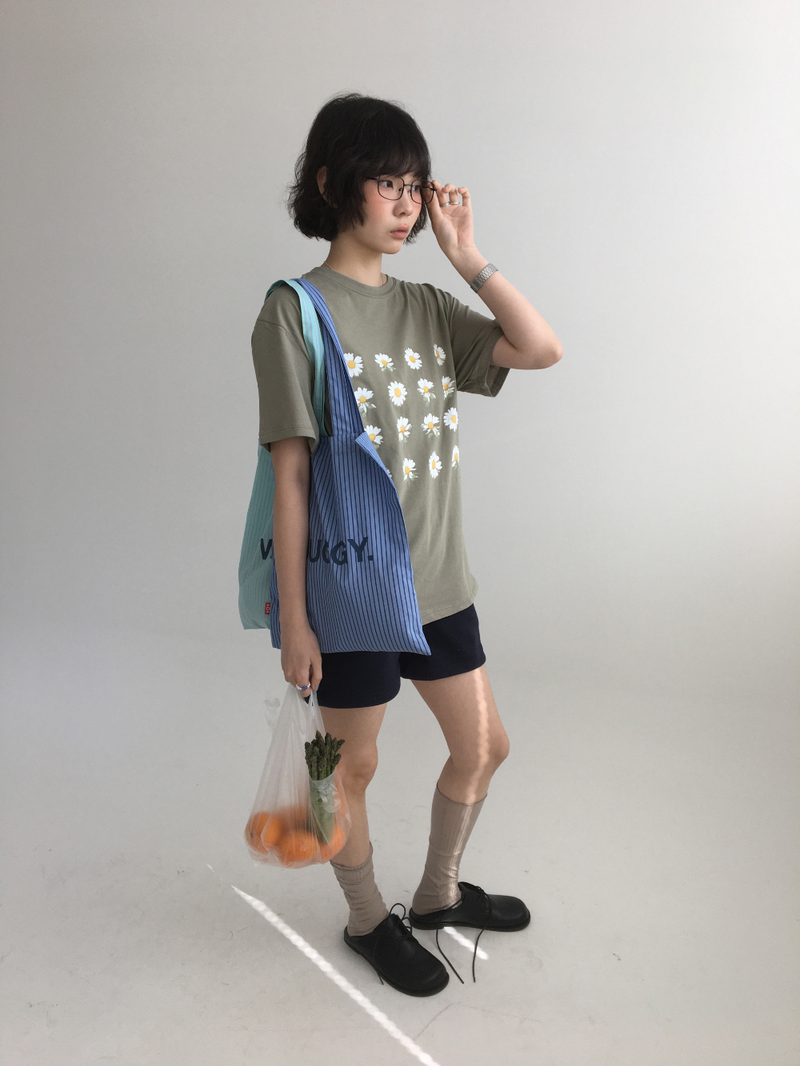 YWD FLOWER T-SHIRTS (3color)