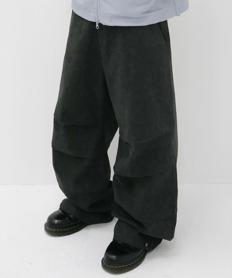 BP2 DISORDER（ビーピートゥーディスオーダー）の「Dual-Tuck String Pants Charcoal（Pants）」