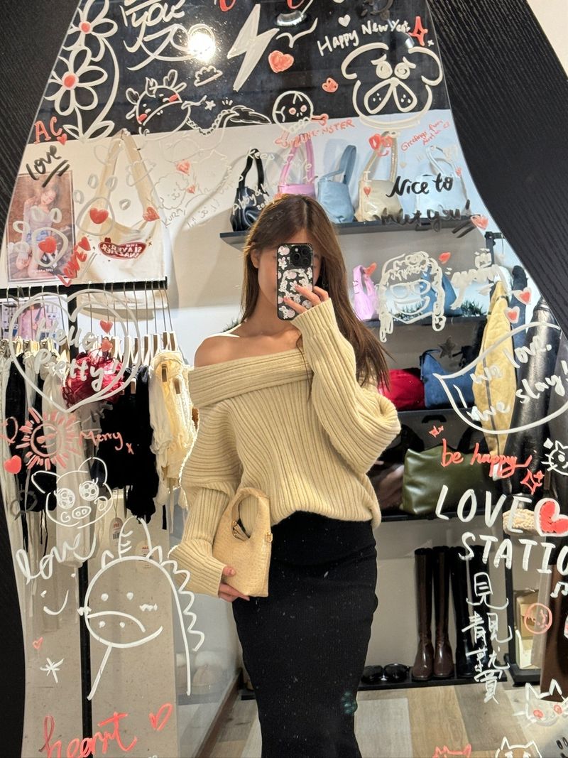 Oversized Off-shoulder Chunky Sweater - Beige