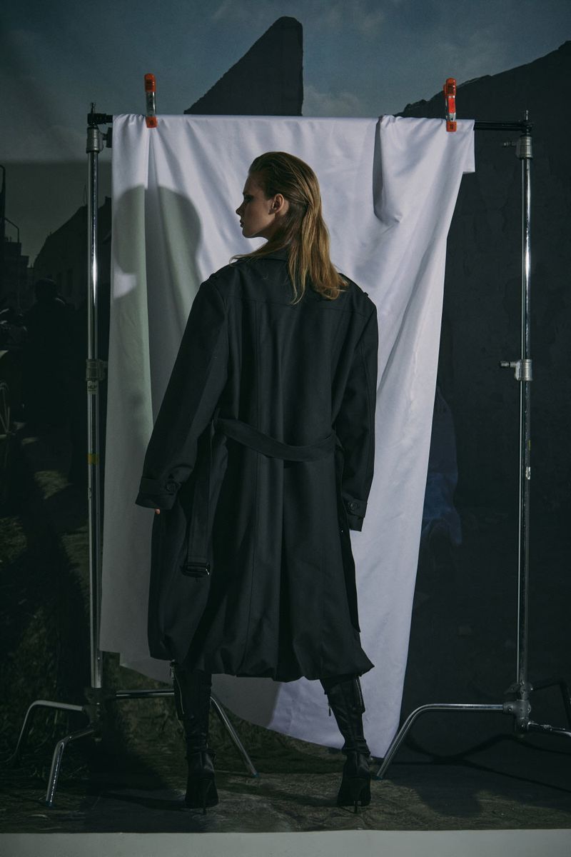 BALLOON TRENCH COAT -CHARCOAL