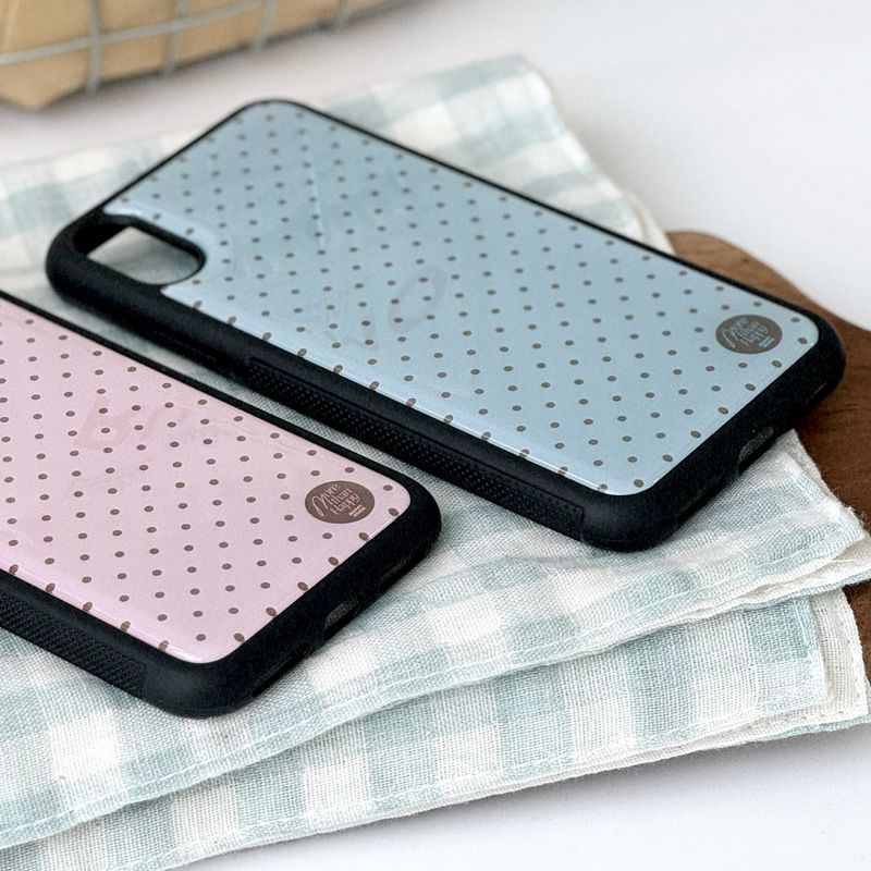 muppyroom（マッピールーム）の「[made] タイニードットエポキシバンパーケース（スマホグッズ/小物）」