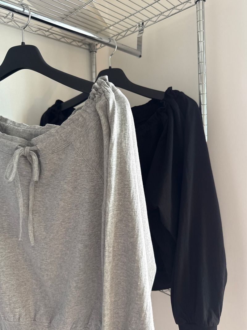 Eddie Off-Shoulder Sweatshirt (2 colors)