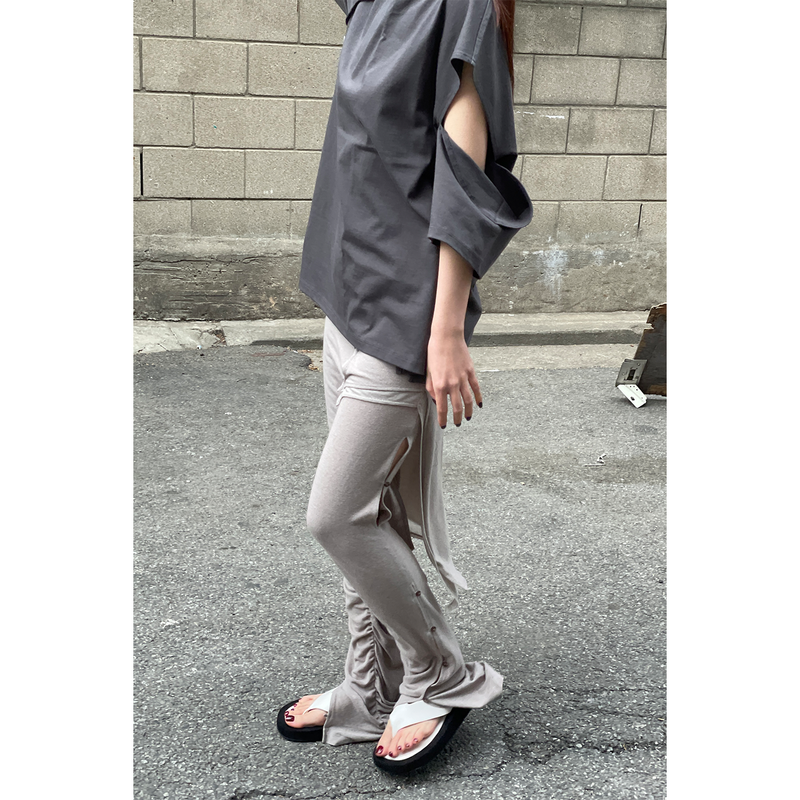SLIP NECK OVERLOCKED TEE