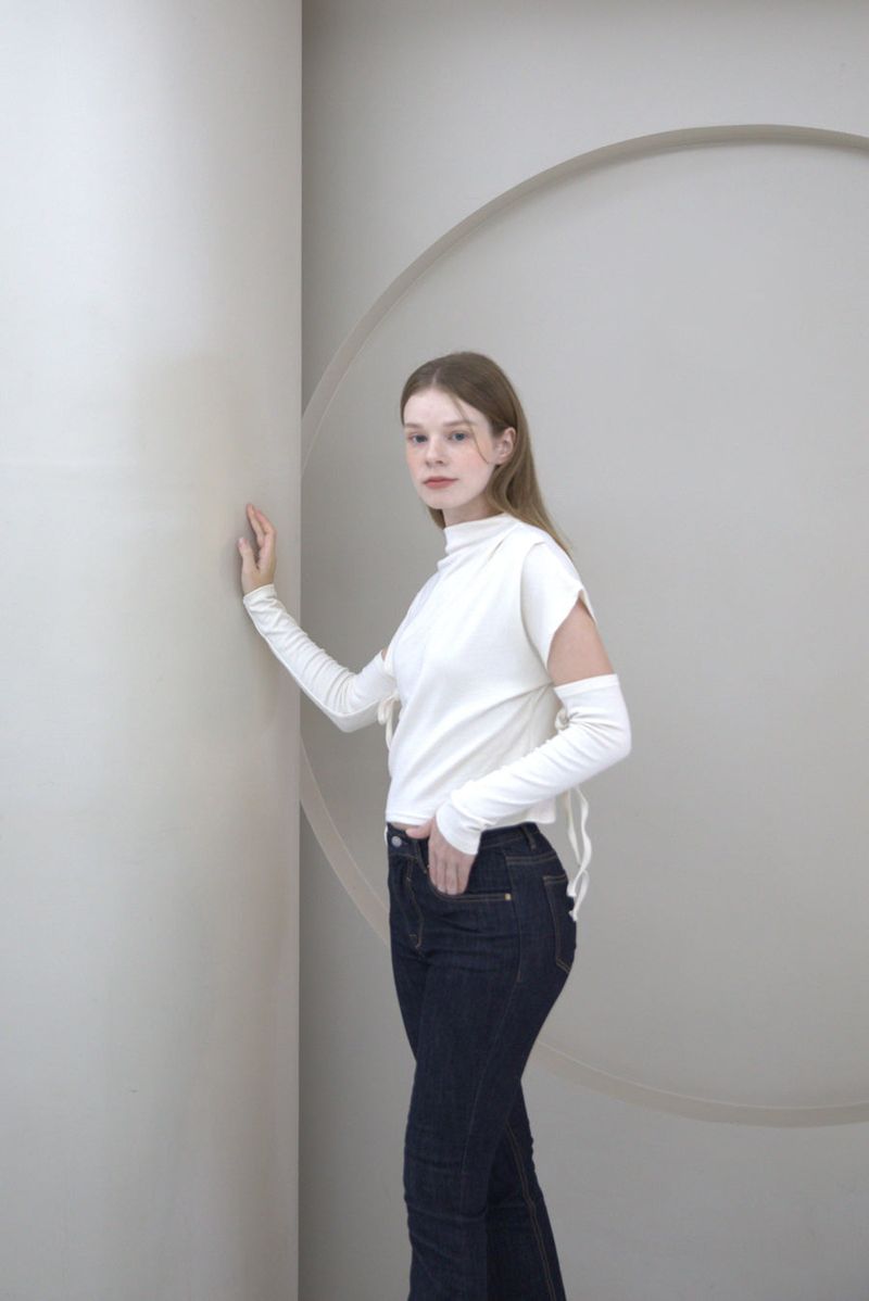 Half Neck Cut-out T-shirt Ivory
