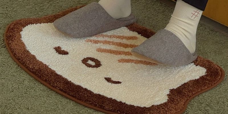 Milk Bread Tufted Rug