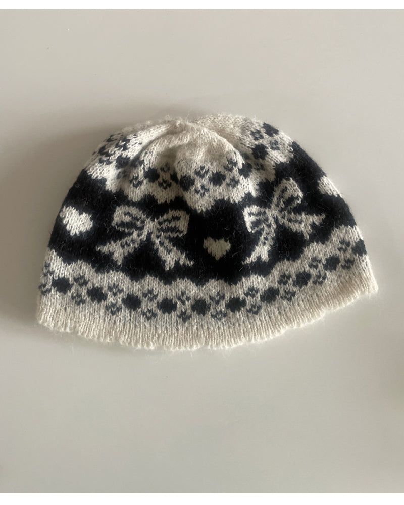 ribbon shot beanie