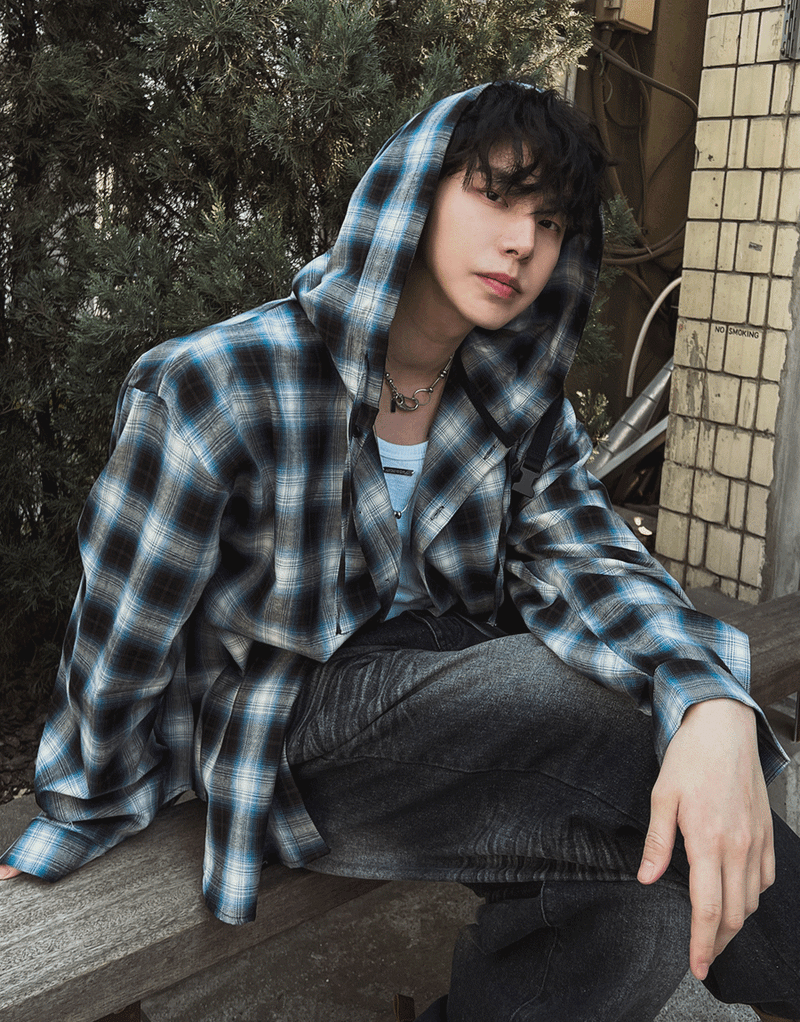 2PLAN（ツープラン）の「クラッシャーオーバーチェックフードシャツ (2 color)（Tops）」