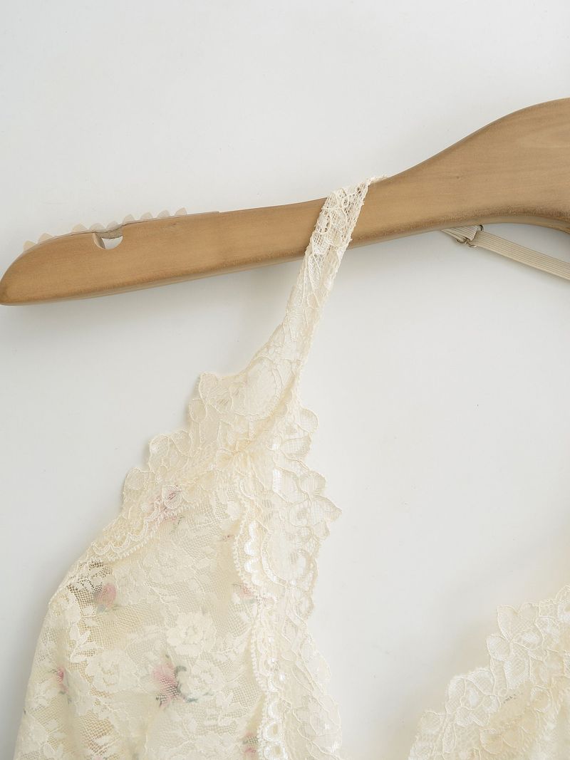 Elin Lace Floral Sleeveless