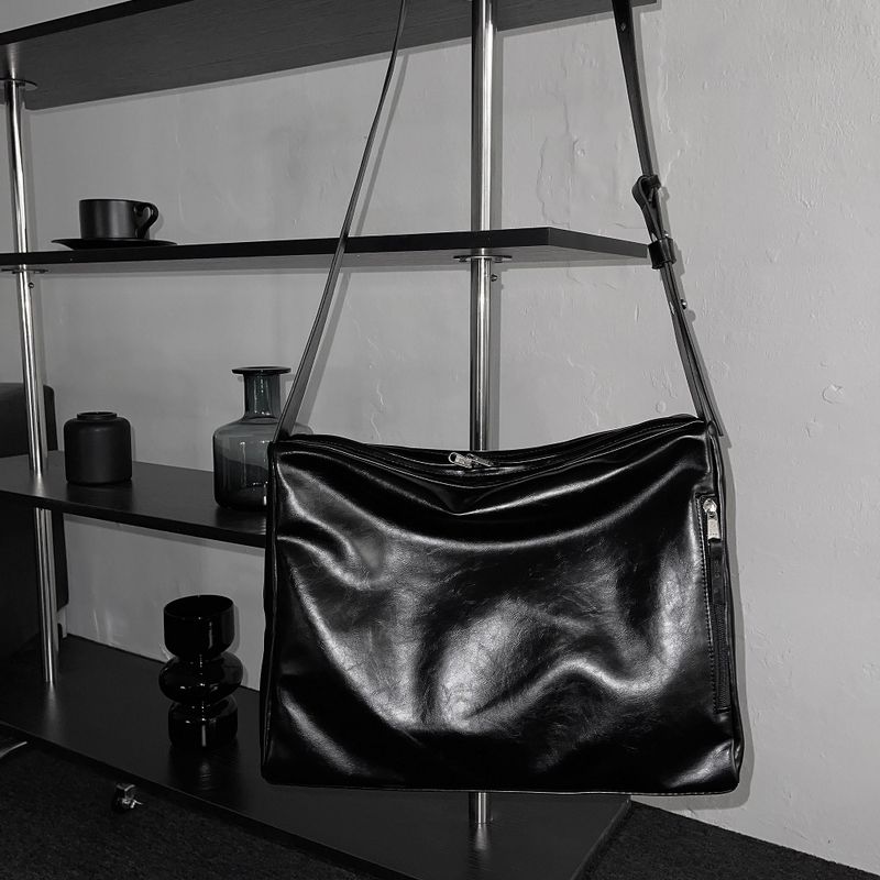 Leather Plank Cross Bag (2 colors/ DP36909)