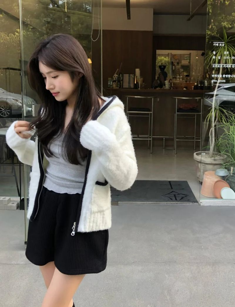 Hearty Zip Up Cardigan - 2 colours