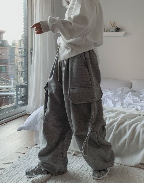 Went Brushed Strap Cargo Training Pants