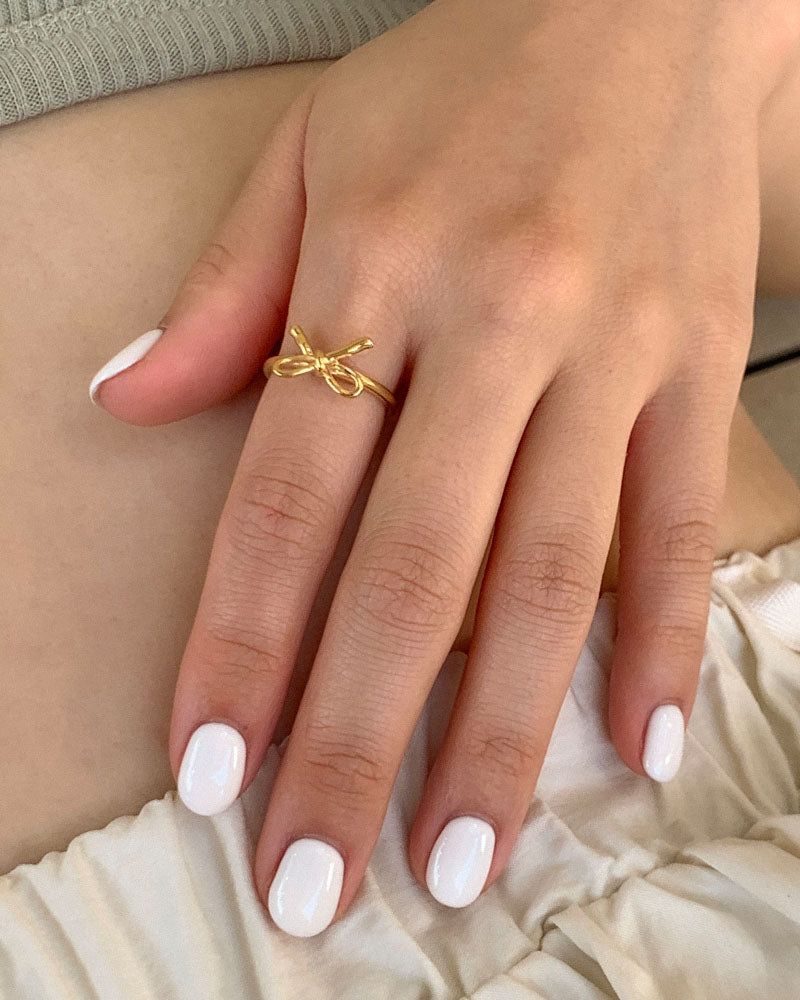 Teeny ribbon ring (Gold) 