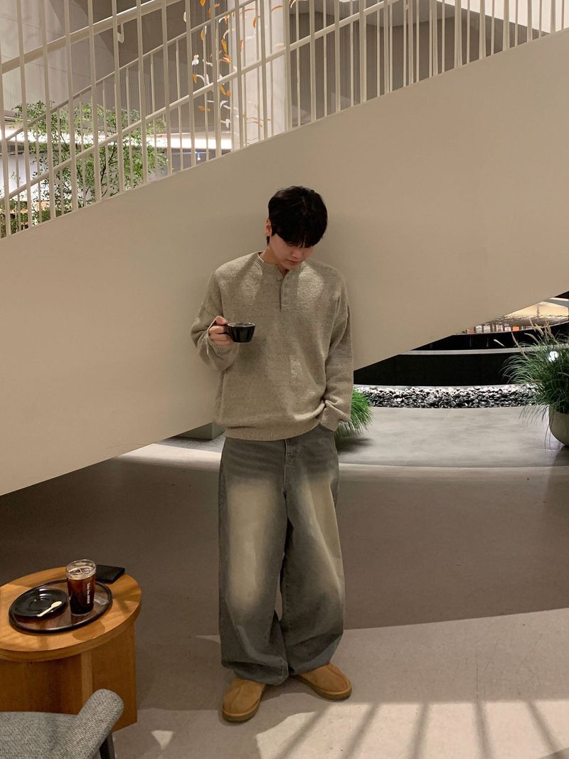 ベーシックオーバーヘンリーネックニット