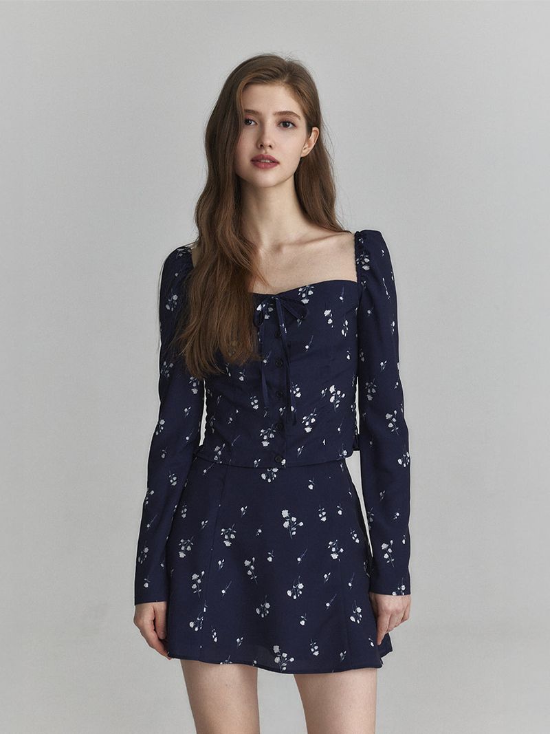 Ribbon square blouse (Navy)