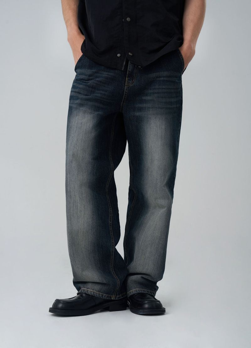 BACK BUTTON WIDE DENIM PANTS