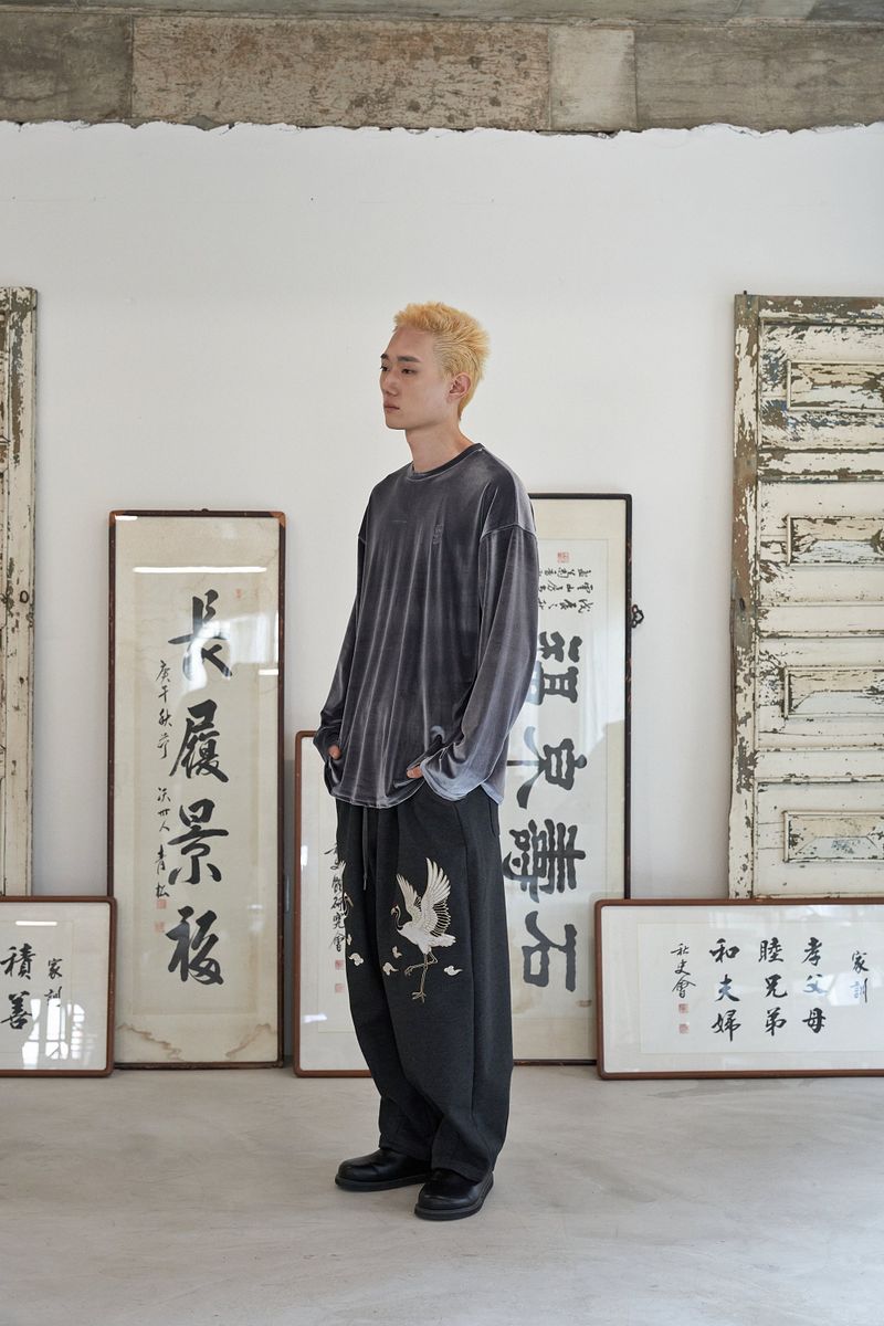 CRANE EMB. H-T SWEAT PANTS (Charcoal)