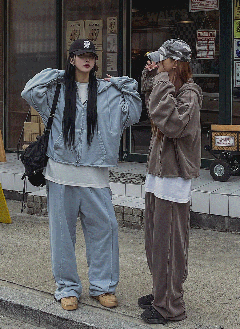 ULAN（ユレン）の「(UNISEX) アワーダメージワイドトレーニングパンツ（Pants）」