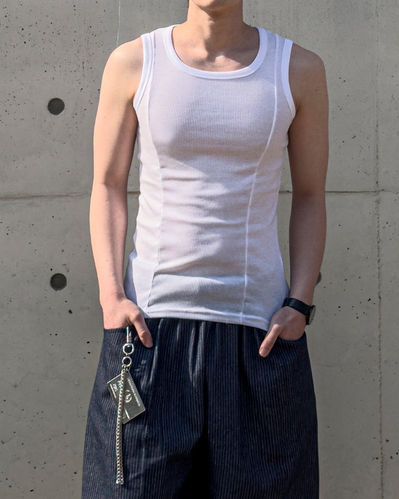 Cutting Line Ribbed Sleeveless Top