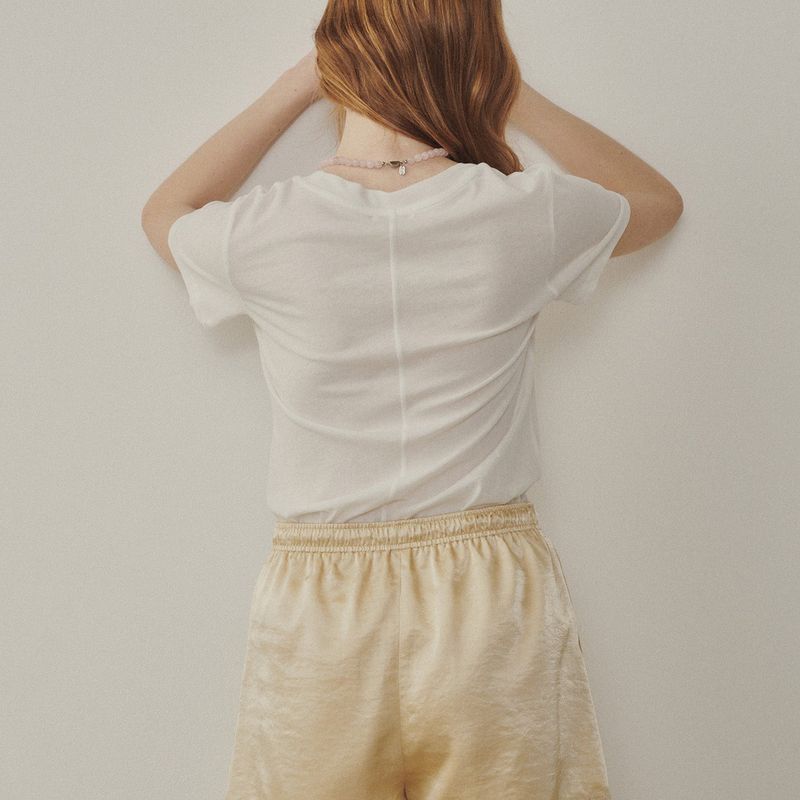 Melrose Essential T-Shirt