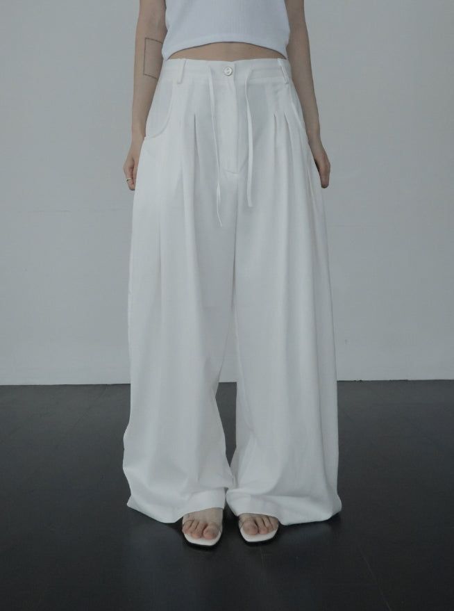 Curble Round Pocket Pintuck Pants