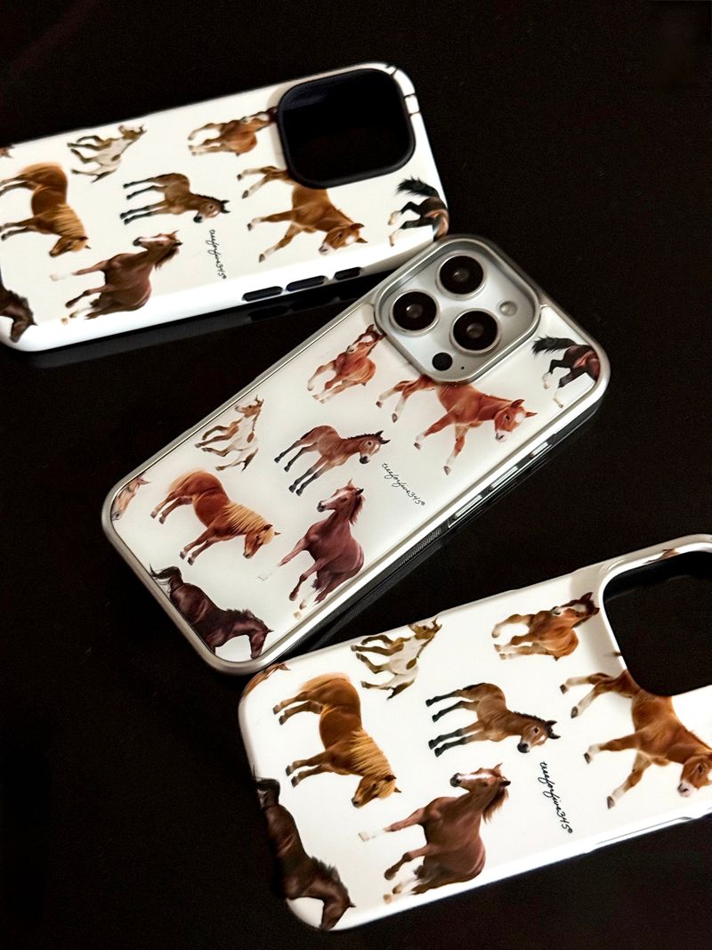 HORSES Silver Epoxy Bumper Case / TREEFORFIVE345