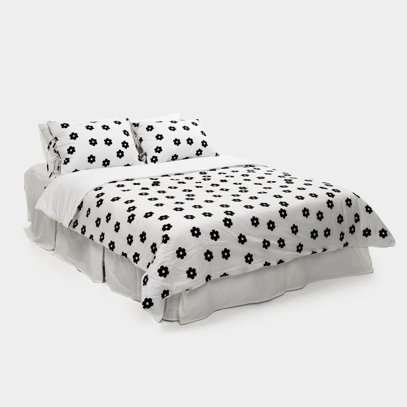 dormor(ドルモル)の「Black Flower Duvet Cover - SS size(Interior)」