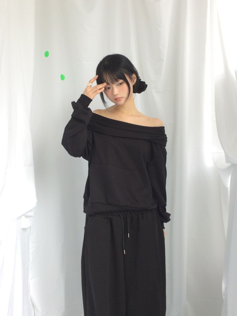 loose fit basic jogger pants
