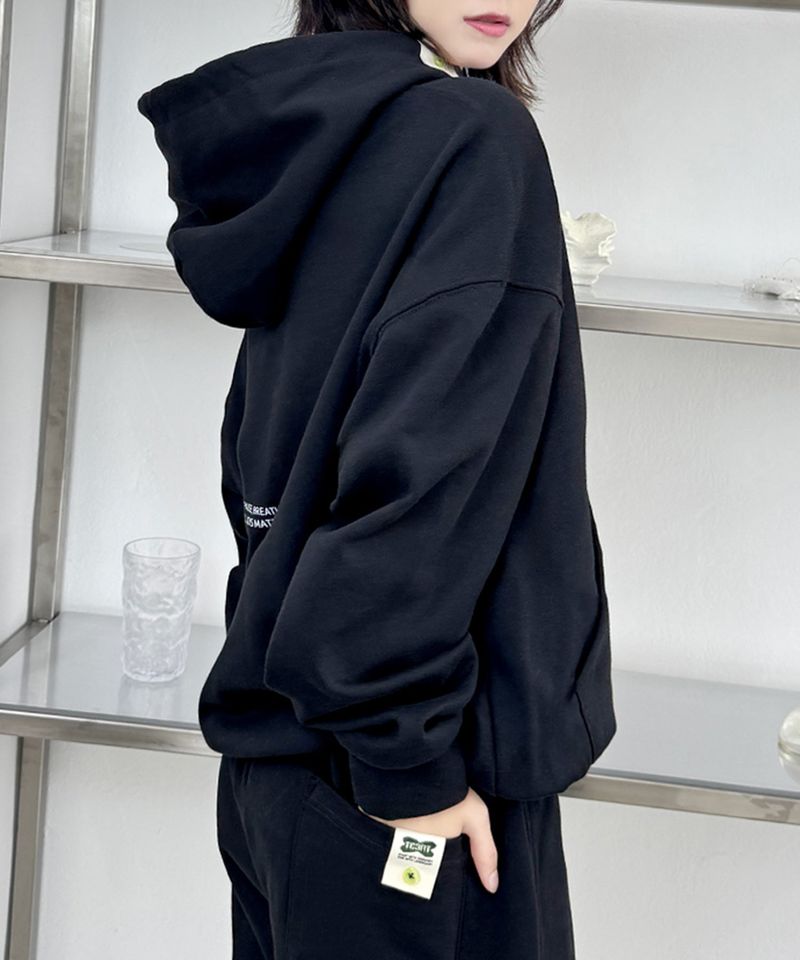 TEESSERT（ティザート）の「サークルトゥクローバースウェットパンツ [Black]（パンツ）」