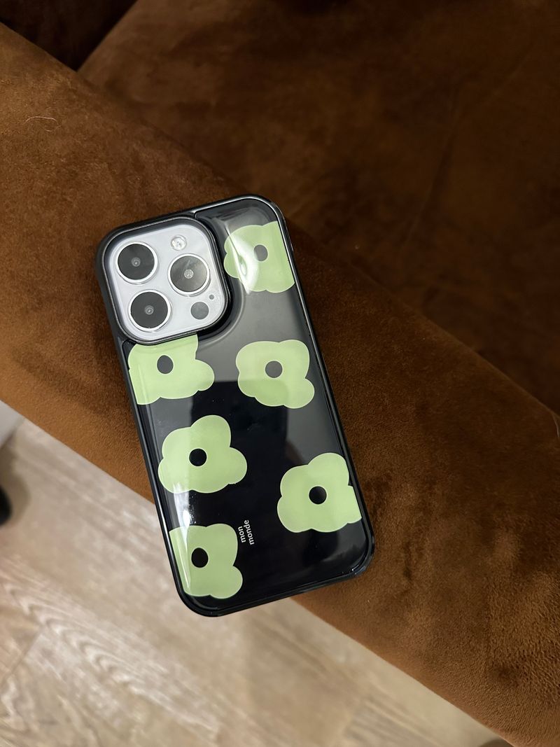 green flower phone case 