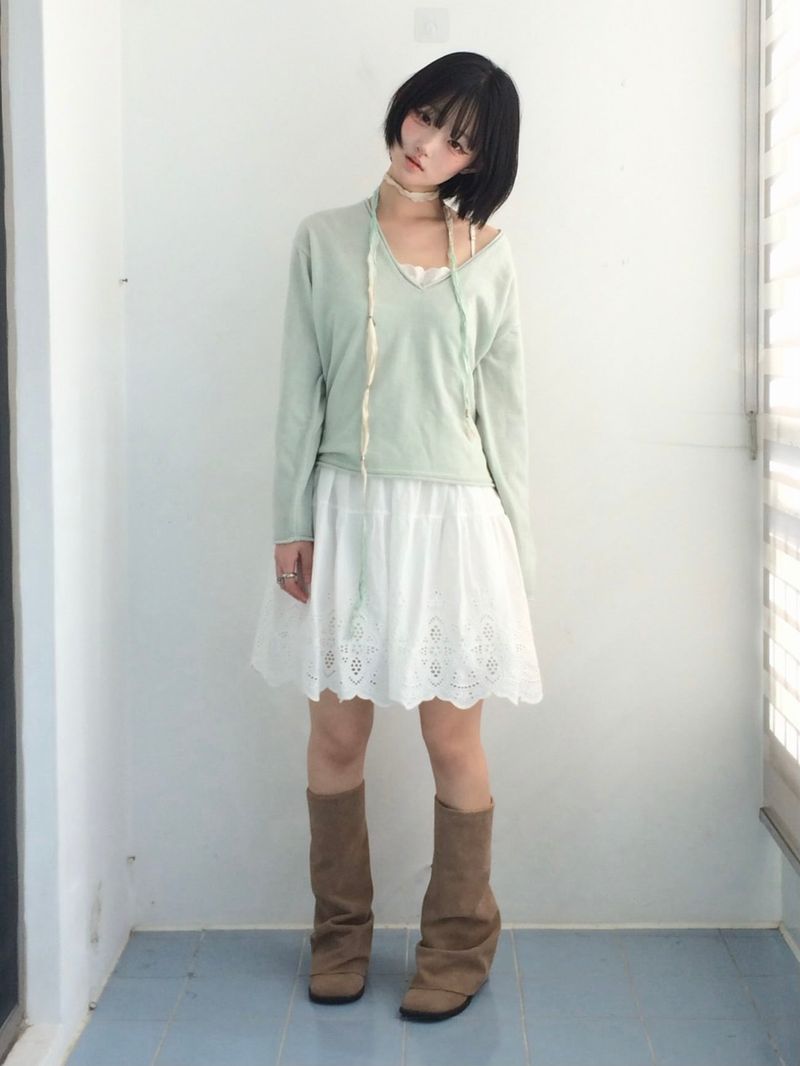 Soft V-neck Layered Knitwear