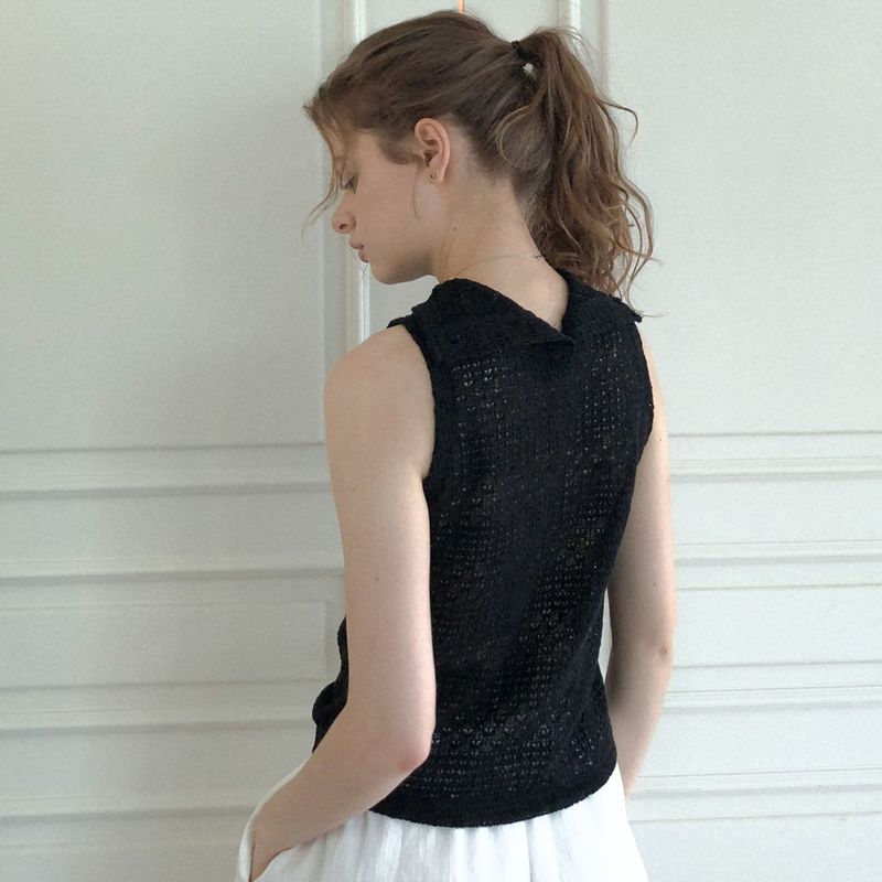 Elrocio neck vest (black)