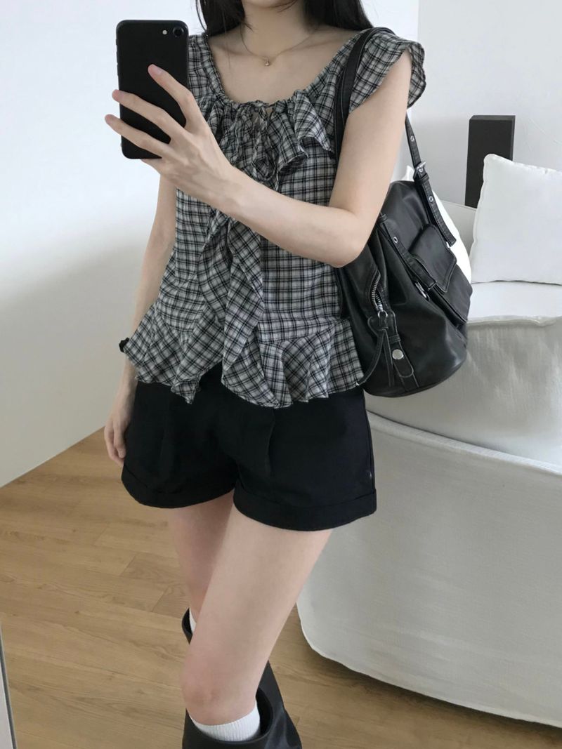 Checked frill blouse (2 colors)