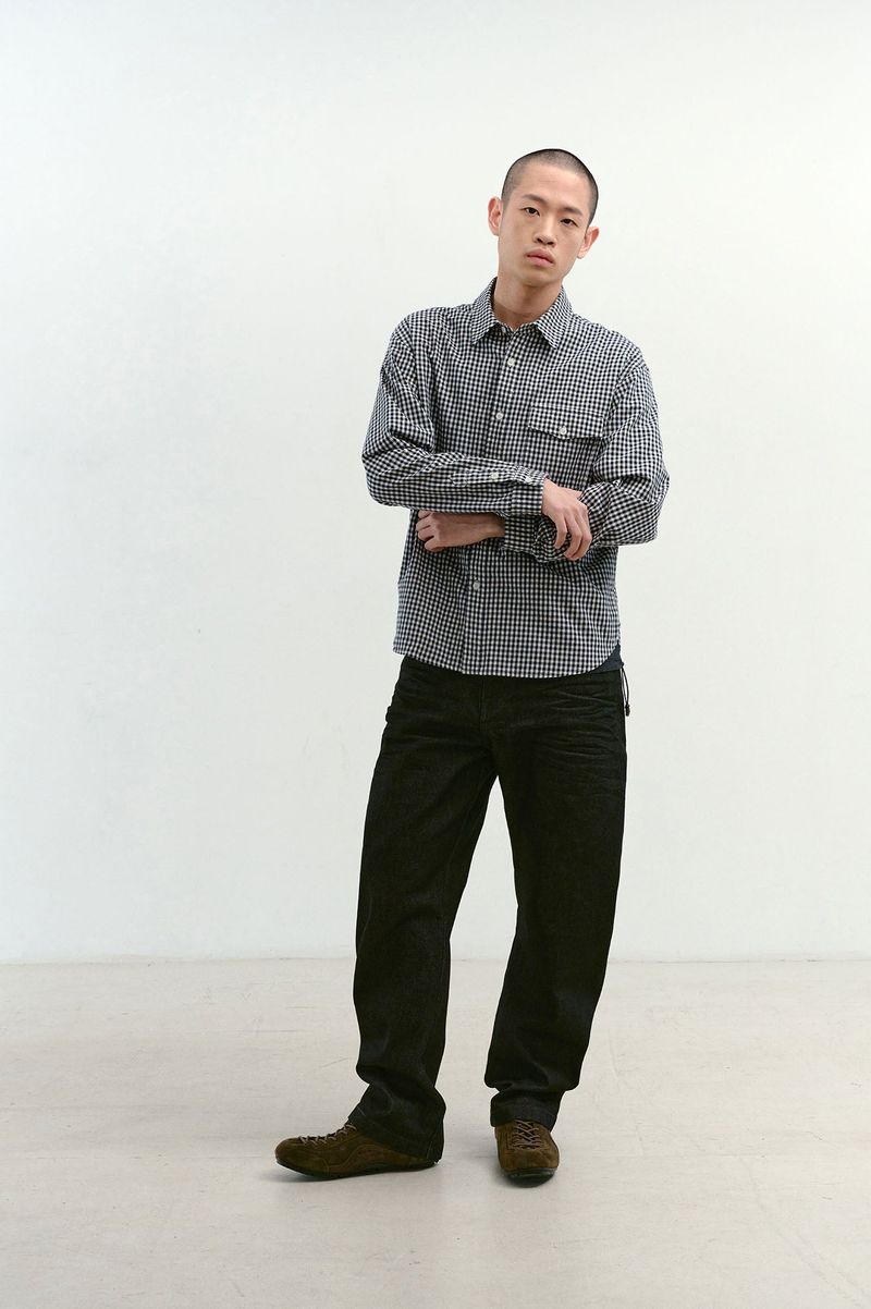 3D Fit Embossed Denim Pants (Black)