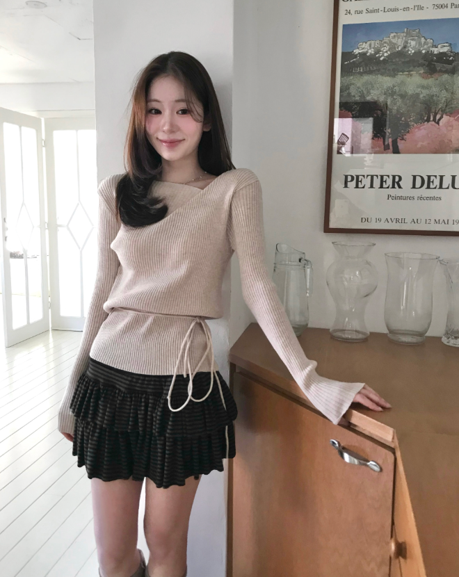 cloudemotion(クラウドエモーション)の「peony pin asymmetric slim nt strap set(Tops)」