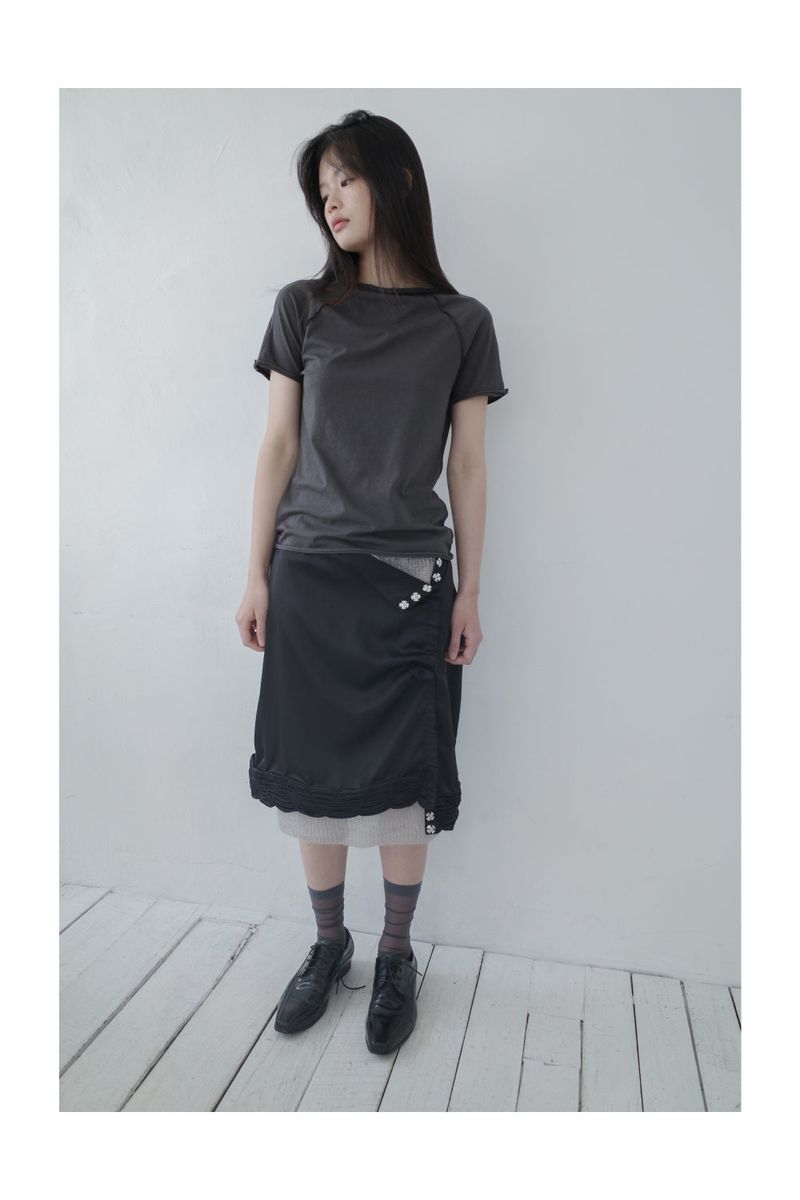リバーサルモックネックトップ (チャコール)