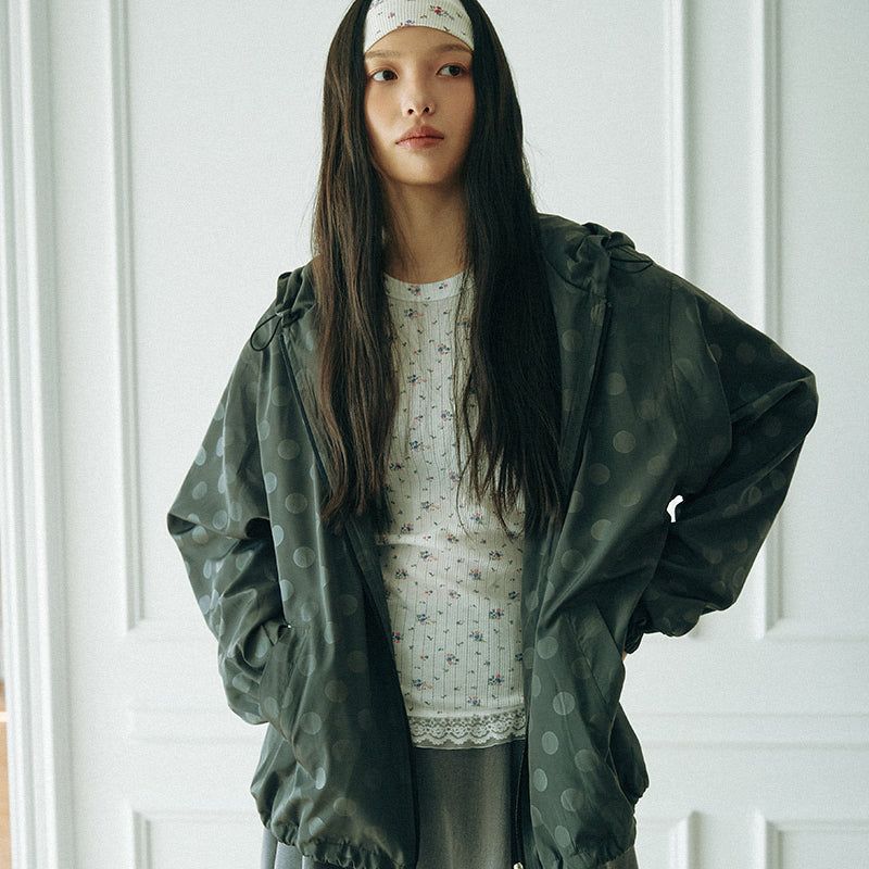 KOOKEESEE（クキシ）の「Dot Hoodie Windbreaker (khaki)（Jackets/Outerwear）」