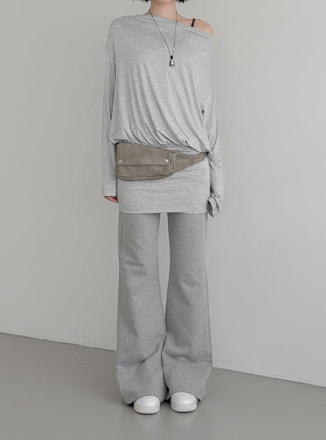 mnem（ムネム）の「Robben Line Bootcut Sweatpants（Pants）」