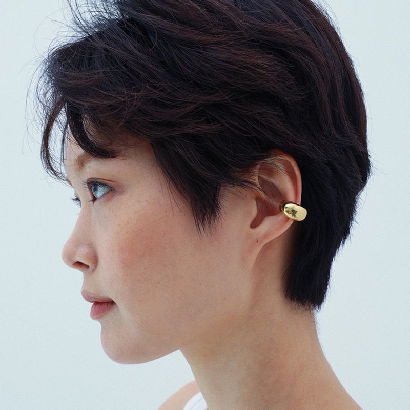 【MADE】 Gold moon earcuff