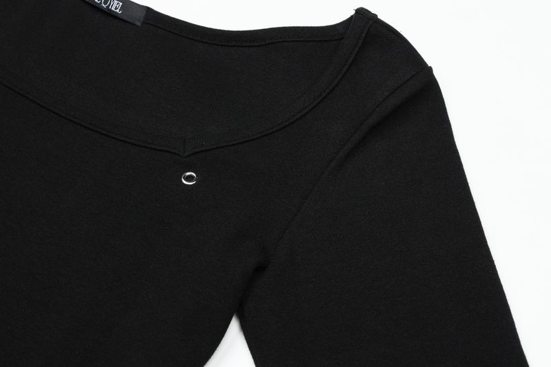 Eyelet side-cut tee (black)