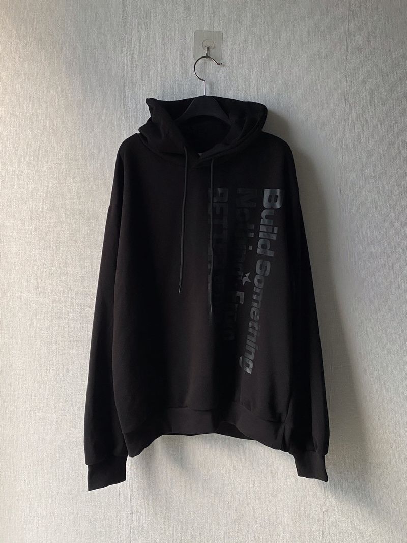 ノットサムシングサムパーカー 2C