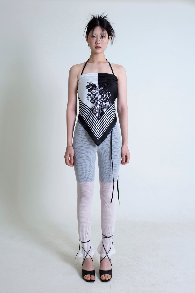 GRAPHIC SCARF [BLACK
