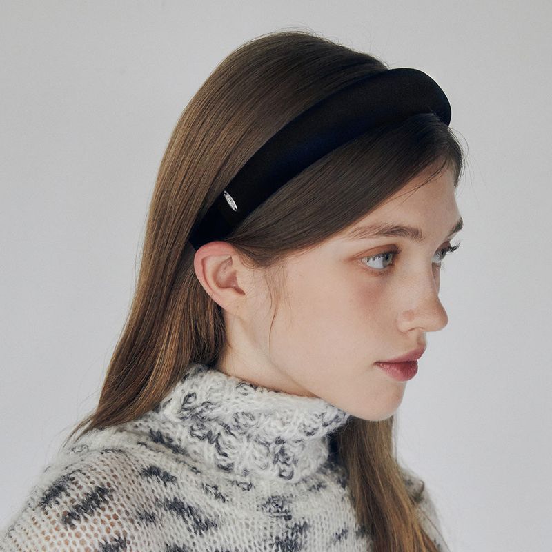 WIDE VELVET HAIR BAND (BLACK)