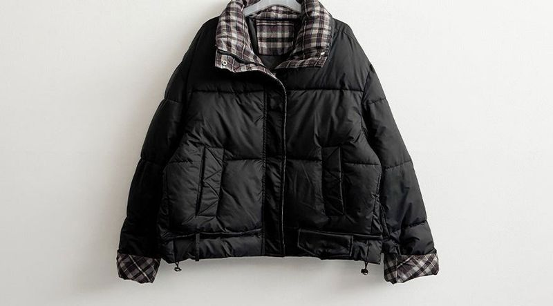 Pomi checkered lining padded jumper