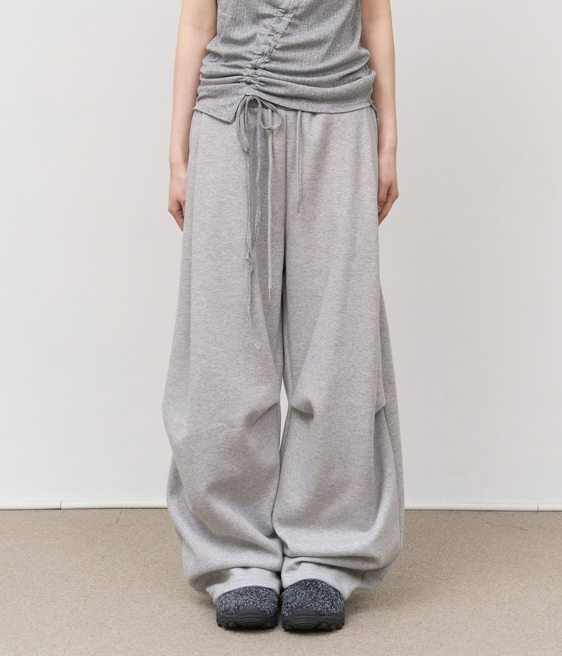 HIFIFNK（ハイファイファンク）の「Rose Curved Sweatpants（Pants）」