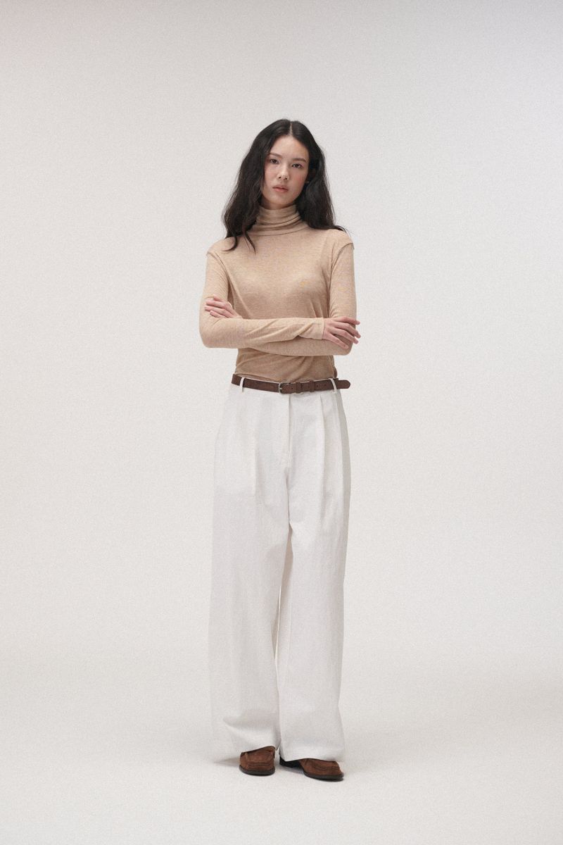 Wide two tuck pants (Ivory)