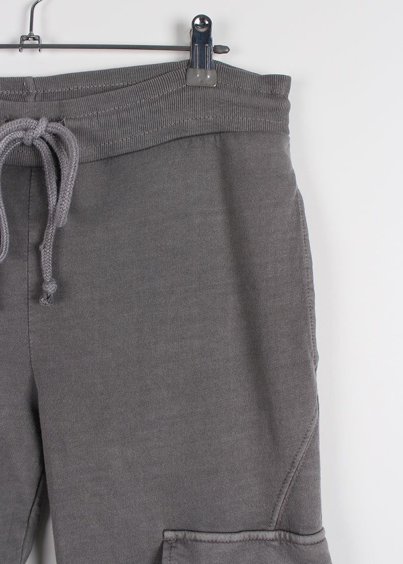 WASHING CARGO BOOTS CUT PANTS