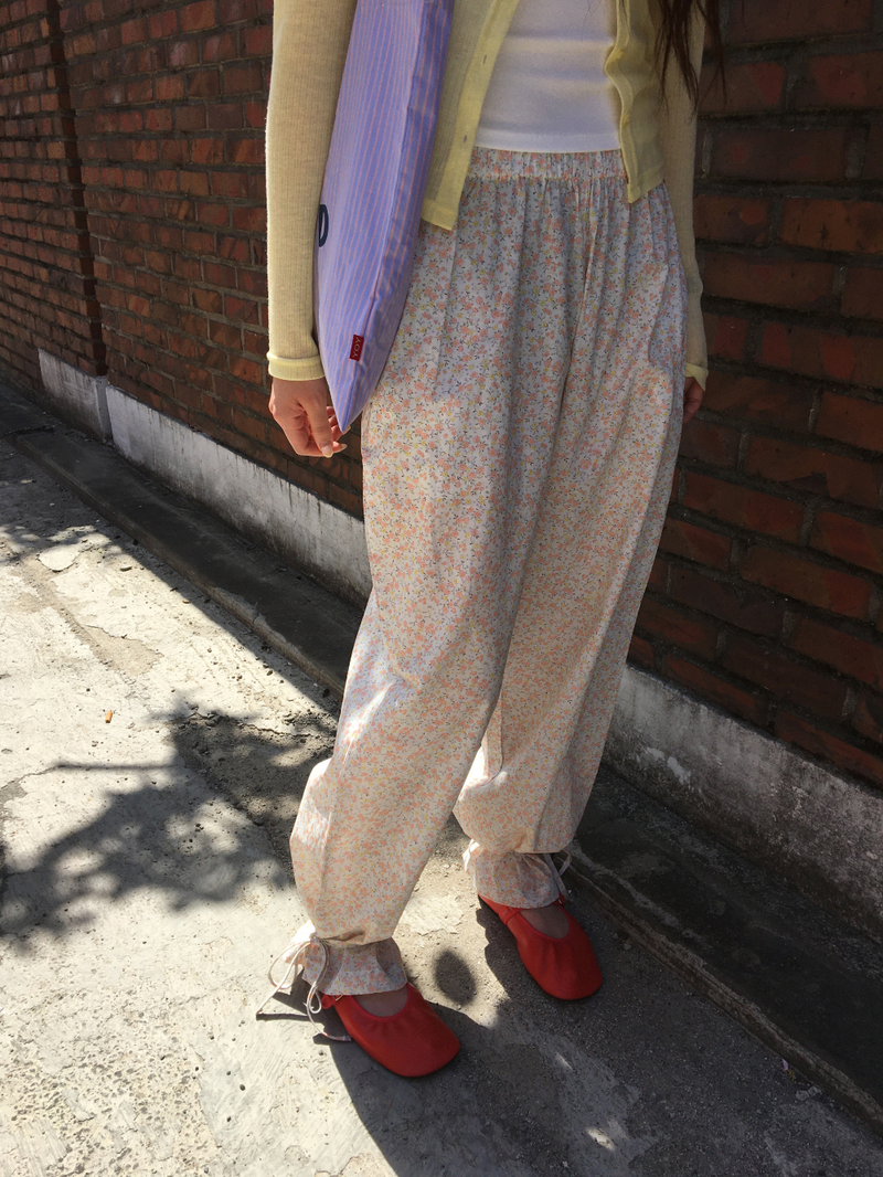 YWD PINCA FLOWER PANTS (2color)