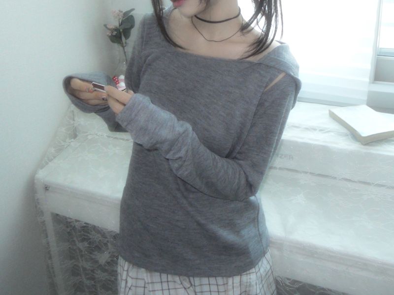 ZELENA(ゼレナ)の「unbal slit hoodie(Tops)」